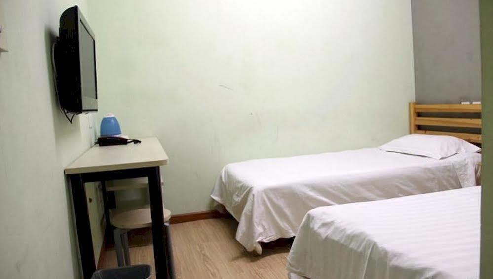 Peking Uni Youth Hostel Екстериор снимка