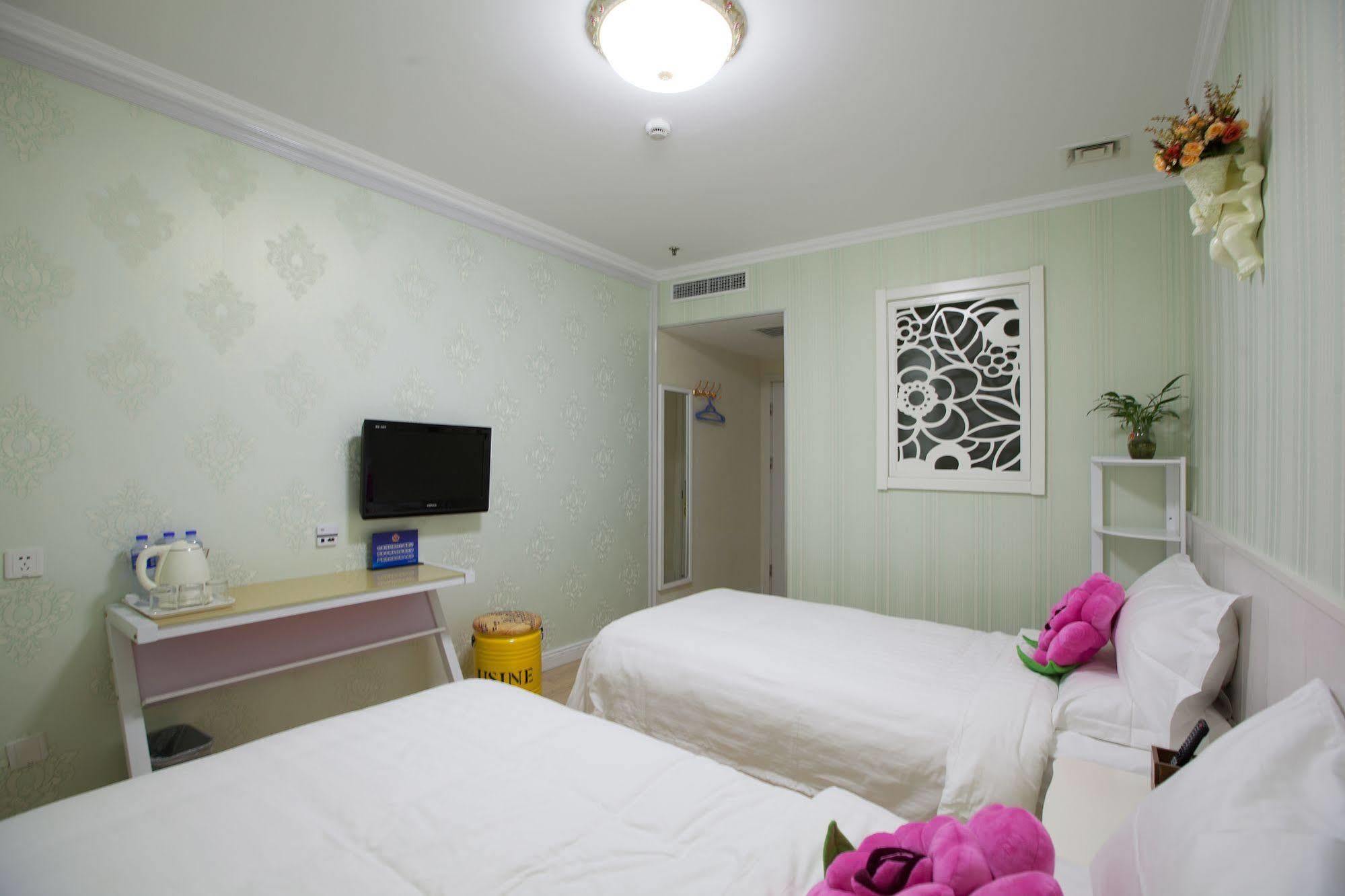 Peking Uni Youth Hostel Екстериор снимка